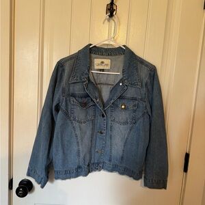 Women’s Denim Jacket!